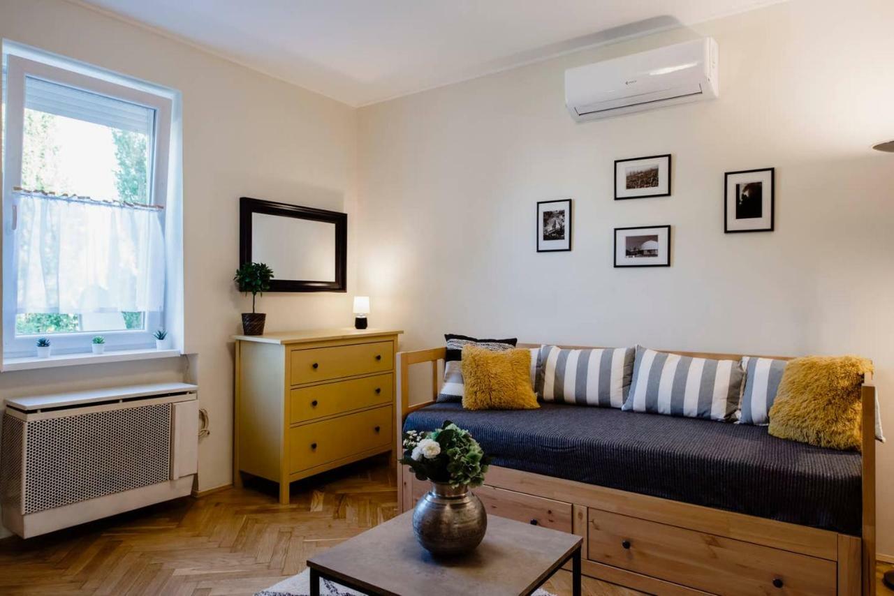 Viola Family Apartman Free Parking Pecs Exterior photo